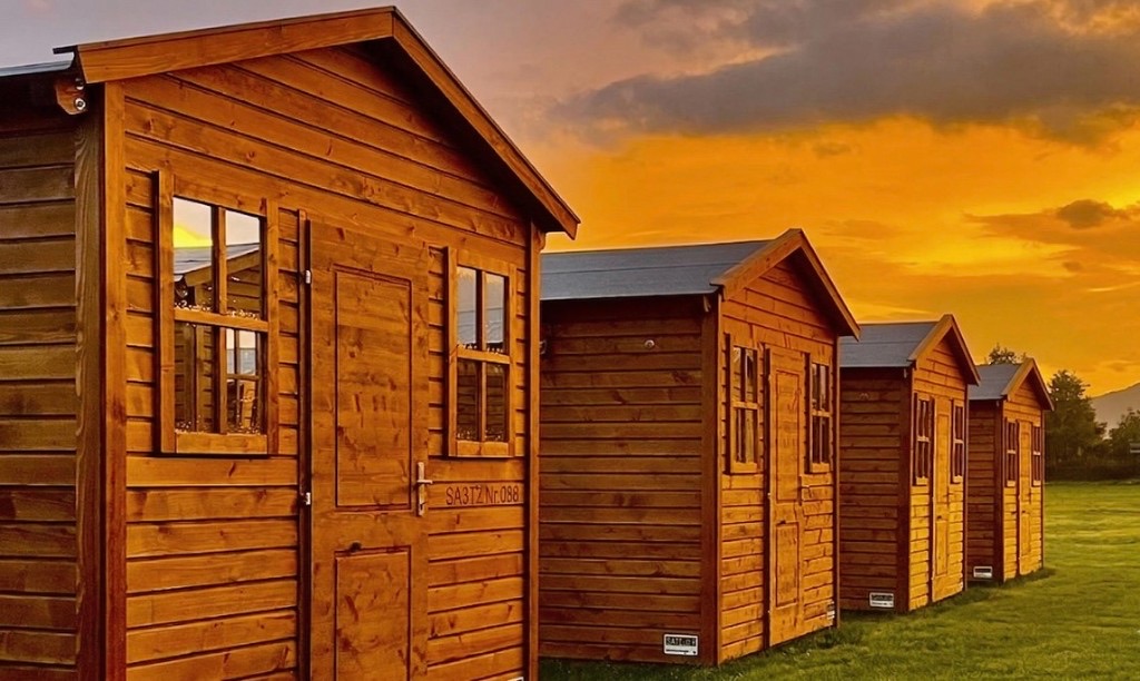 Glamping Chalet – Holzchalet für AirPower 2027 in Spielberg