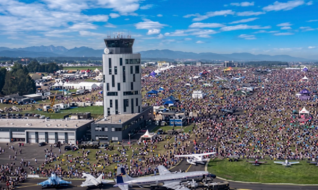 AirPower Publikum Flugfeld Zeltweg Steiermark