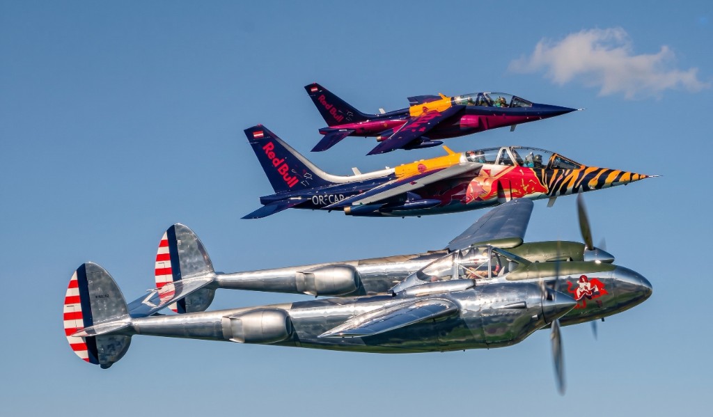 Flying Bulls Formationsflug AirPower Zeltweg